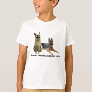 ジャーマン・シェパードの相棒の子供のユニセックスなワイシャツ Tシャツ