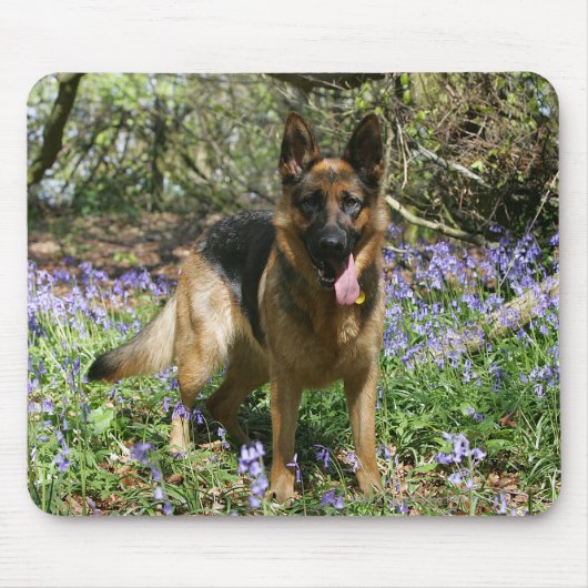 ジャーマン・シェパードの置くこと マウスパッド (正面)