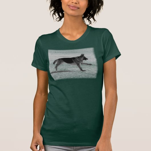 ジャーマン・シェパードのTシャツ Tシャツ (正面)