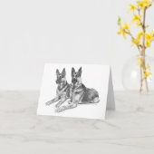 ジャーマン・シェパードはKelliの白鳥によってスケッチの後をつけます カード (黄色い花)