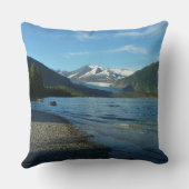 ジュノー・アラスカのメンデンホール湖 クッション (裏面)