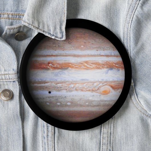 ジュピターCassiniの低空飛行NASAの高められたイメージ 缶バッジ (インサイチュ)