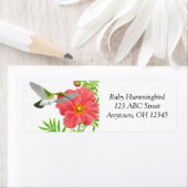 ジュムフラワーラベルの上のルビーの喉のハミングバード ラベル (インサイチュ)