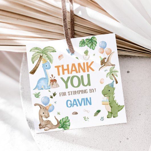 ジュラシックかわいい恐竜の誕生日パーティースクエア フェイバータグ