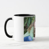 ジュリア及びHollie マグカップ (左)