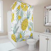 ジューシーなパイナップル:明るいヴィンテージパターン。 シャワーカーテン (インサイチュ)