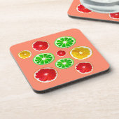 ジューシーなフルーツのカラフルでフルーティーなパターン コースター (左側)