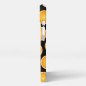 ジューシーカッコいいなオレンジ色のフルーツスライスを黒にパターン iPhoneケース (左側面)