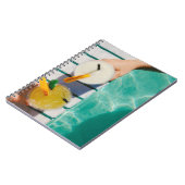 ジュースカップ2杯 ノートブック (左側)