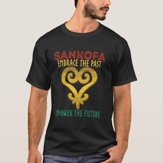 ジューンティーサンクタスに備えて過去を受け入れるSankofa Tシャツ (正面)