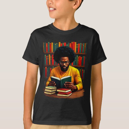 ジューンティーゼンス 黒人の男性 読書中 Tシャツ (正面)