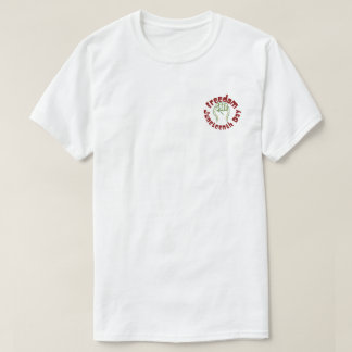 ジューンティーンスフリーダムデイフィストグラフィックTシャツ Tシャツ