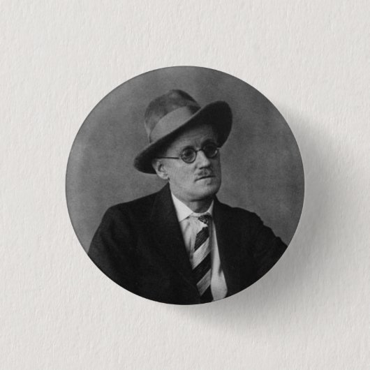 ジョイス 缶バッジ (正面)