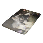 ジョイ満載のバケツ甘いグレーの子猫 バスマット (アングル)