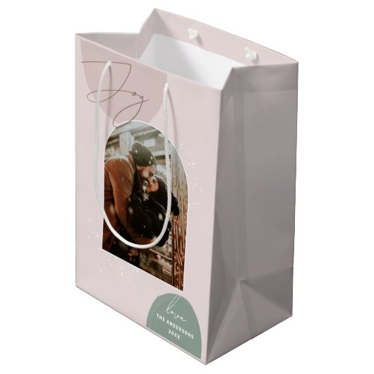 ジョイ・クリスマス | フォトホリデーモダンパッケージ ミディアムペーパーバッグ (裏面アングル)