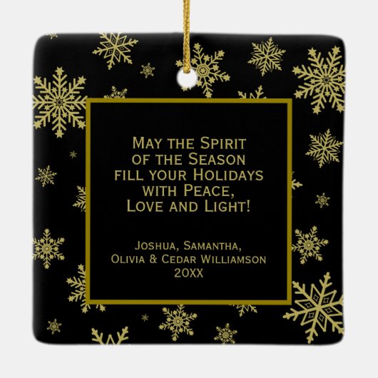 ジョイ！金ゴールドエレガントスノーフレークスブラックホリディフォト セラミックオーナメント (裏面)