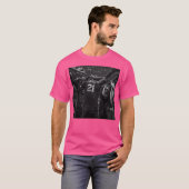 ジョエルエンビイド – 白黒 Tシャツ (正面フル)