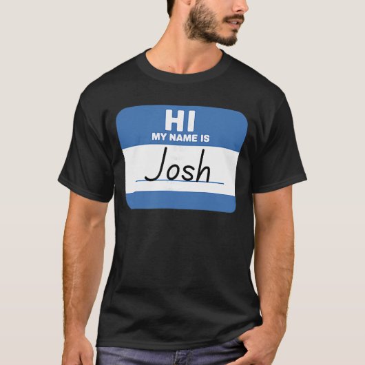 ジョシュって僕の名前 ネームタグ レトロ Tシャツ (正面)