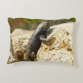 ジョシュアの木で黄色い背のとげのあるトカゲ アクセントクッション (裏面)