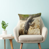 ジョシュアの木で黄色い背のとげのあるトカゲ クッション (椅子)