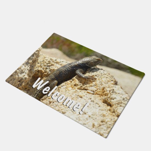 ジョシュアの木で黄色い背のとげのあるトカゲ ドアマット (アングル)