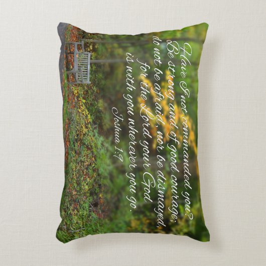 ジョシュアの1:9の聖書の詩のキリスト教の聖なる書物、経典の装飾 アクセントクッション (正面(垂直))