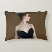 ジョンシンガーサーゲントマダムXクラシックポートレート アクセントクッション (正面)