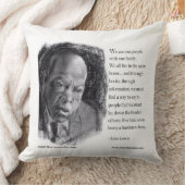 ジョンルイス&引用文ビューティフルポートレート クッション (ブランケット)