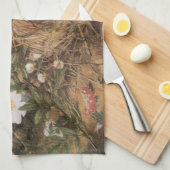 ジョン・ウィリアム・ヒルによる鳥の巣と犬のバラ キッチンタオル (四つ折り)