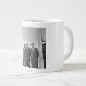 ジョン・ケネディ大統領とアメリカキャメロット兄弟 ジャンボコーヒーマグカップ (正面右)