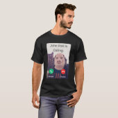 ジョン・ポークがFuuny Answer電話を呼んでいる Tシャツ (正面フル)