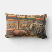 ジョン・ロビンソン最大の、最も完全な不気味な ランバークッション (裏面)