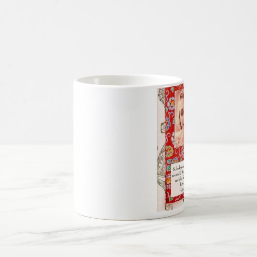 ジョージアO'Keefeの友情の引用文のコラージュのマグ コーヒーマグカップ (中央)