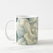 ジョージアO'Keefe圧倒する白いバラおよびLarkspur コーヒーマグカップ (左)