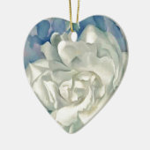 ジョージアO'Keefe圧倒する白いバラおよびLarkspur セラミックオーナメント (左)