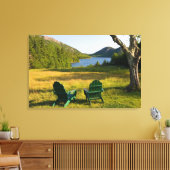 ジョーダンの芝生の上のアディロンドラックの椅子 キャンバスプリント (インサイチュ (リビング))