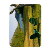 ジョーダンの芝生の上のアディロンドラックの椅子 マグネット (縦)