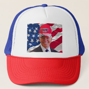 ジョーバイデン氏トランプ帽をかぶった キャップ