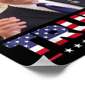 ジョーバイデン氏トランプ帽をかぶった ポスター (角)