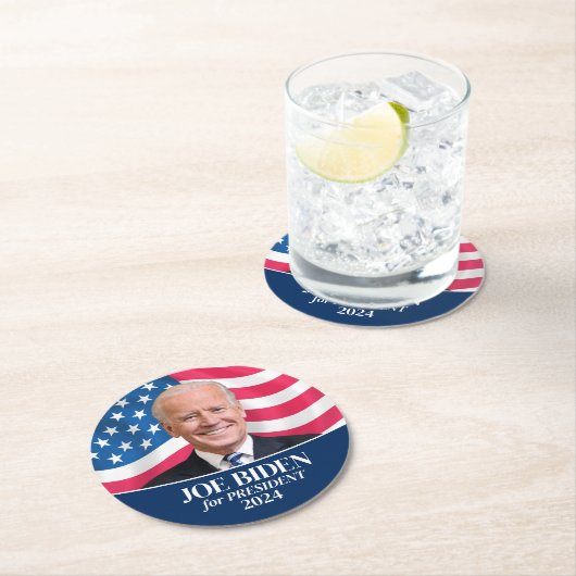 ジョーバイデン氏フォトアメリカン国旗 – President 2024 ラウンドペーパーコースター (インサイチュ)