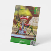 ジラナ 台座サイン (正面)