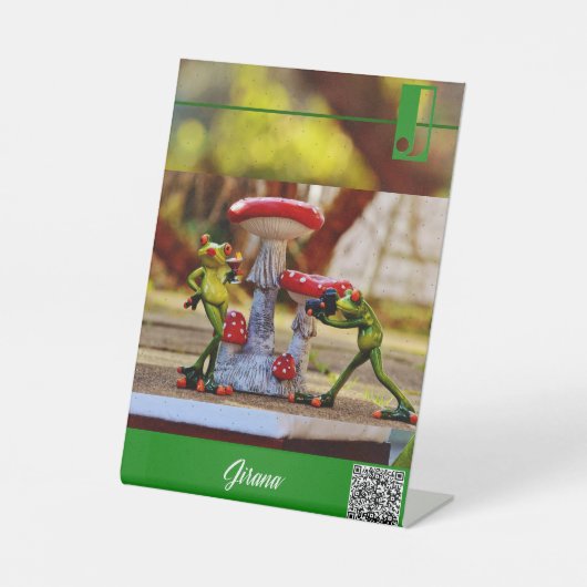 ジラナ 台座サイン (正面)