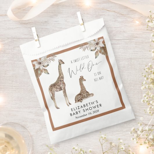 ジラフェスボホウォーター色ベビーシャワー フェイバーバッグ (クリップ留めされた状態)