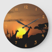 ジラフェズアットナイロビサファリサンセットウォーターカラーアート ラージ壁時計 (正面)