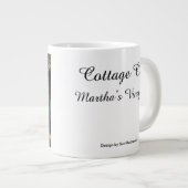 ジンガーブレッドポーチグロー – Martha's Vineyard ジャンボコーヒーマグカップ (正面右)