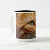 ジンジャーキャットの顔を決める ツートーンマグカップ (正面左)