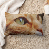 ジンジャーキャットの顔を決める ランバークッション (ブランケット)