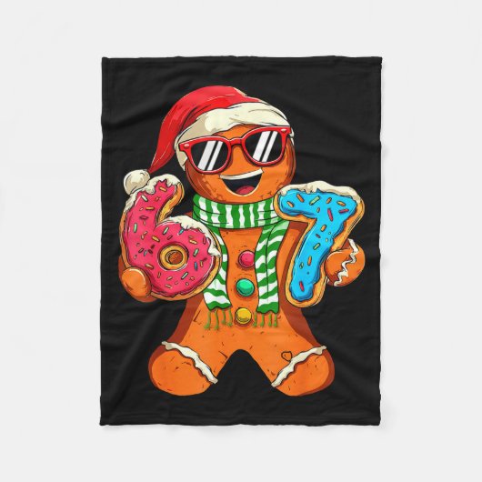 ジンジャーブレッドが面白いシックスセブン 67 ミーム アイスクリーム クリスマス フリースブランケット (正面)