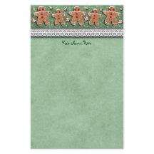 ジンジャーブレッドのクッキーキャンデーは緑を振りかけます