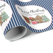 ジンジャーブレッドの人々がクリスマスストライプのブルー ラッピングペーパー (ロールコーナー)